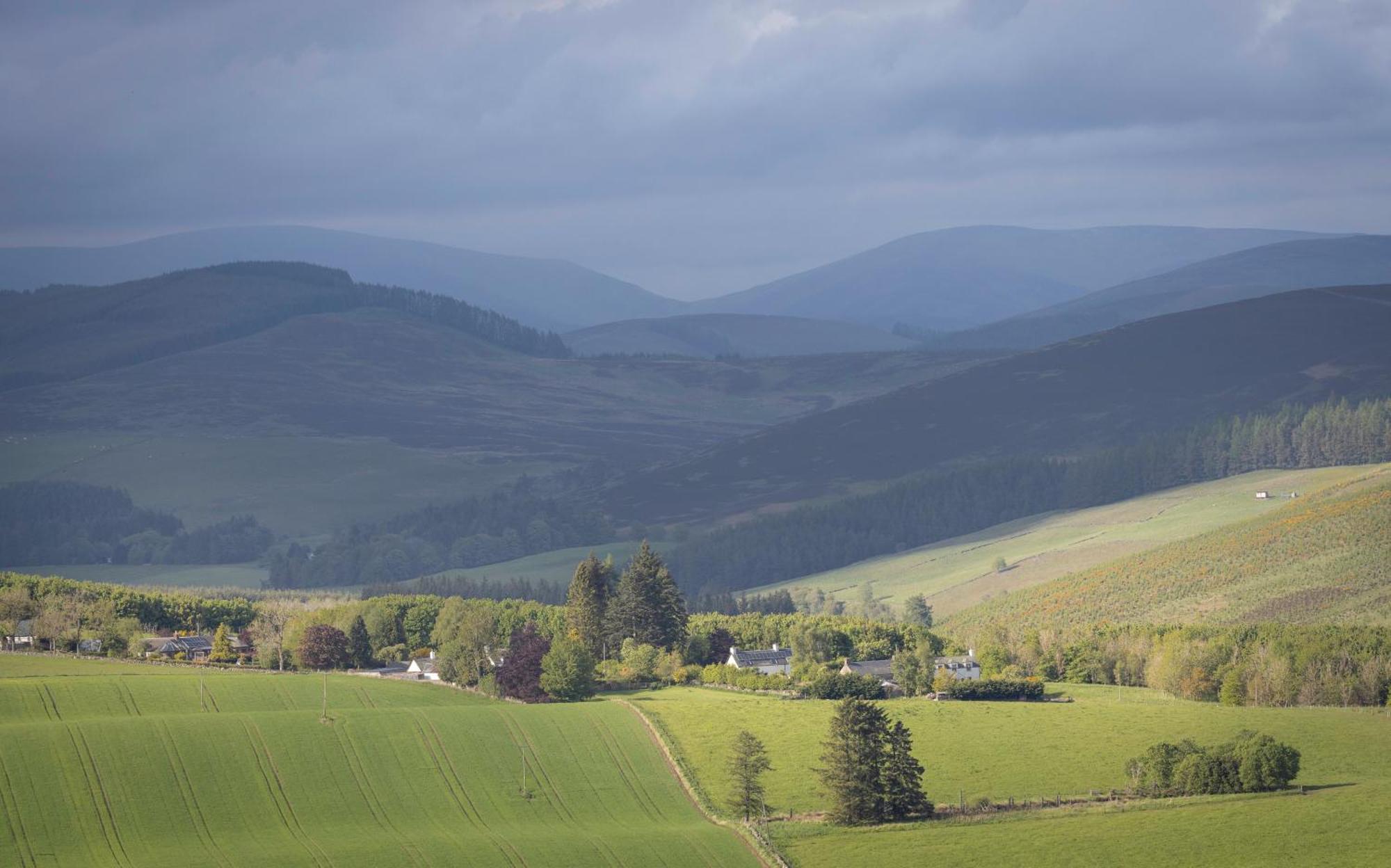 Clova Pod, Kilry Eco Pods Hotel Blairgowrie and Rattray Екстериор снимка