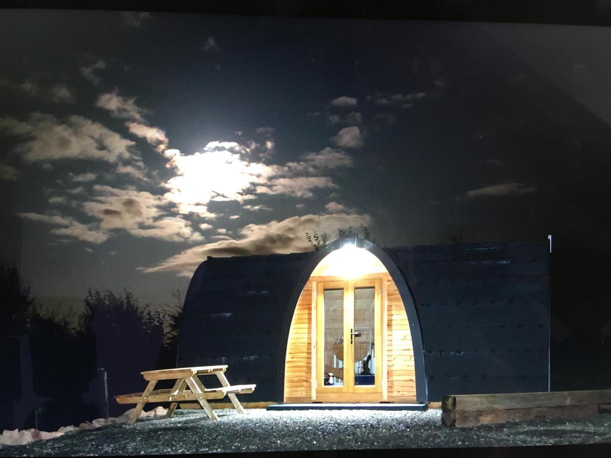Clova Pod, Kilry Eco Pods Hotel Blairgowrie and Rattray Екстериор снимка